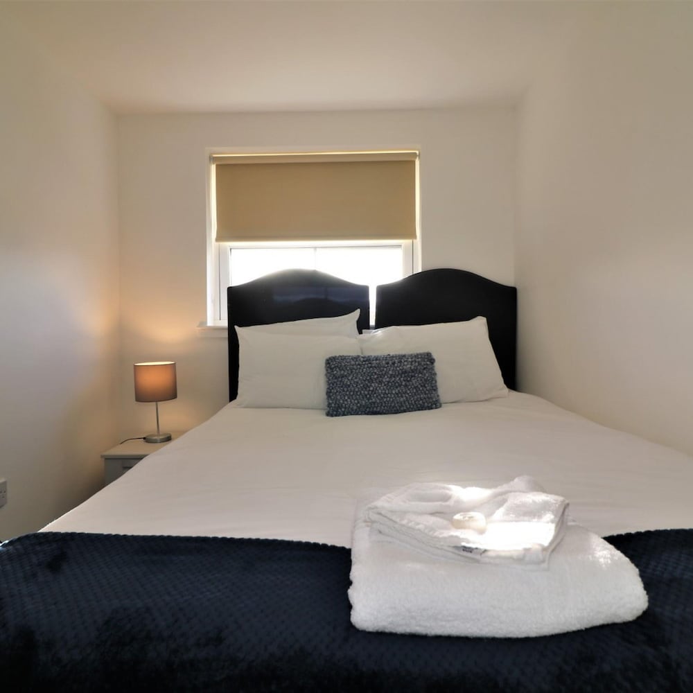 No 11 Bonnet Road - 2 Bed