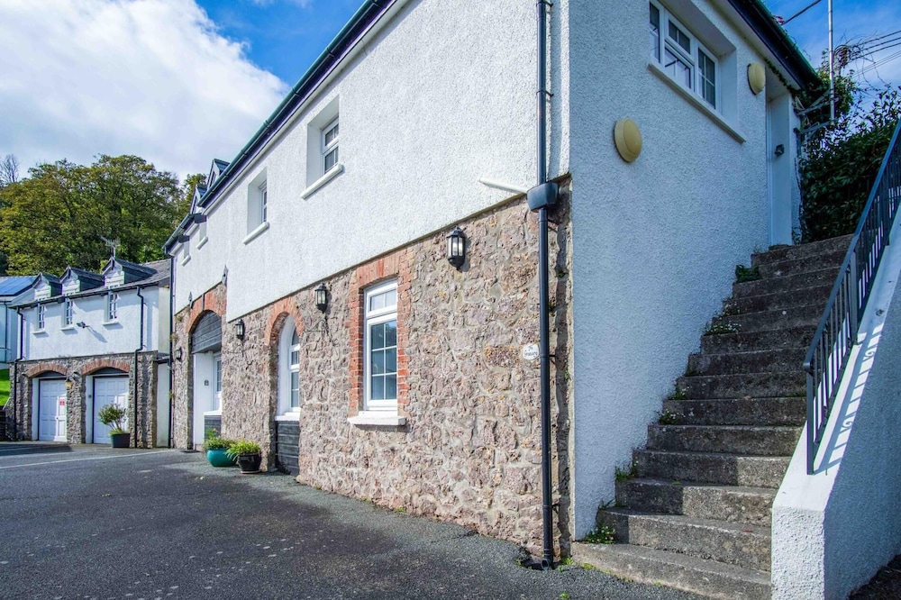 The Granary - 2 Bedroom Cottage - Penally