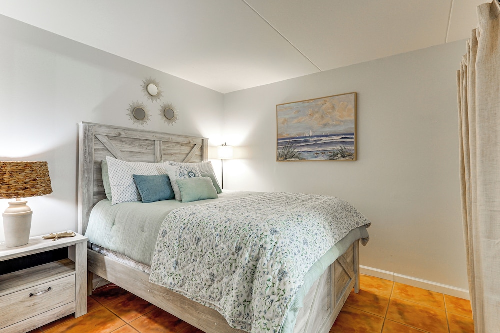 Carolina Beach Condo w/ Marina View, on Boardwalk