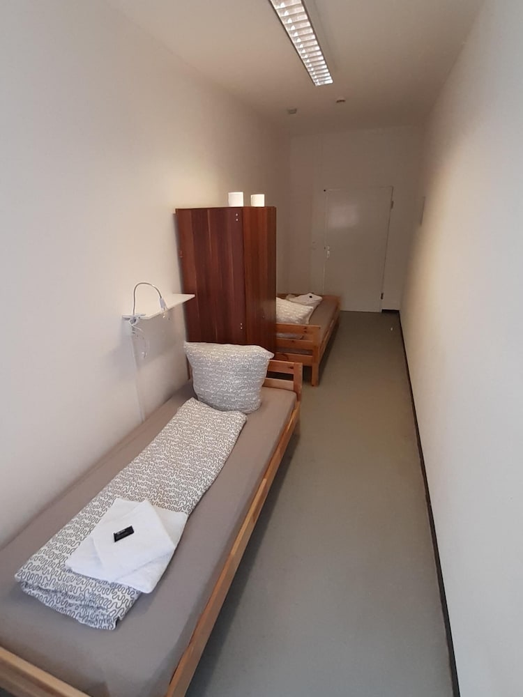 2-Rent Group Hostel Zimmer&Apartments GKP2