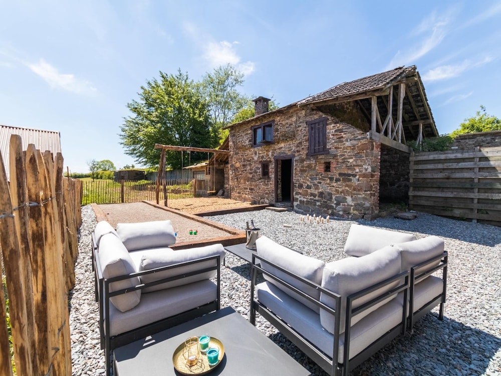 Country House Near Coo Waterfalls With Jacuzzi