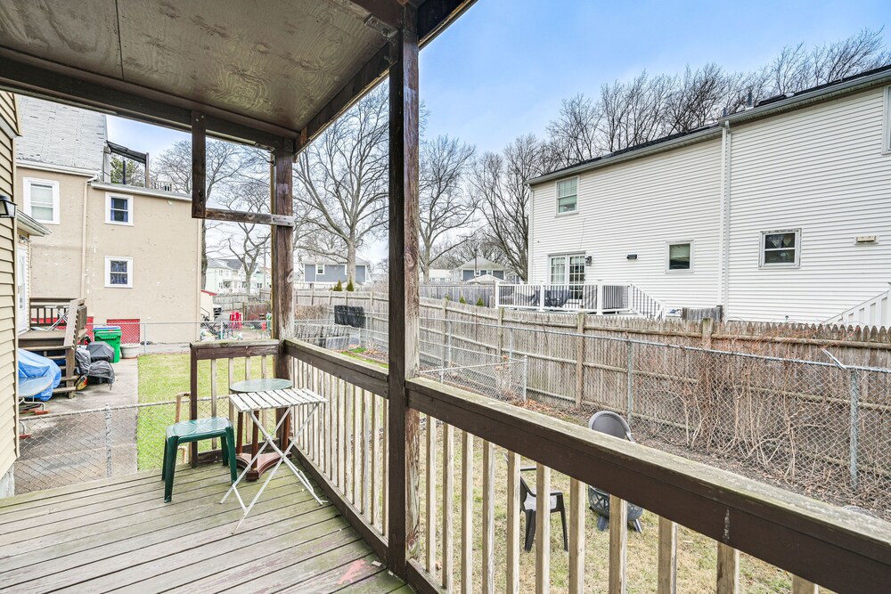 Medford Apartment Rental, 5 Mi to Downtown Boston