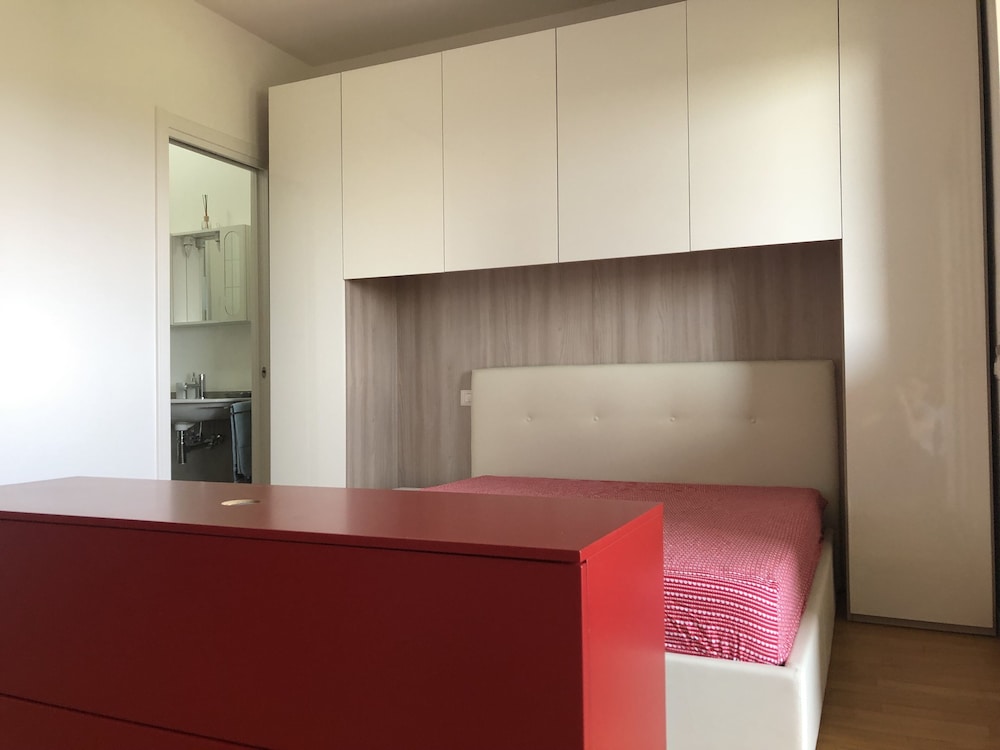 Kamchu Apartments Studio With Terrace Near Metro con Vista