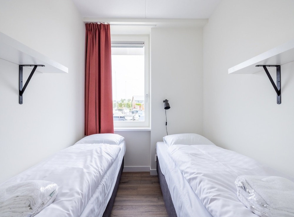Beautiful House With AC, in the Port of Uitgeest