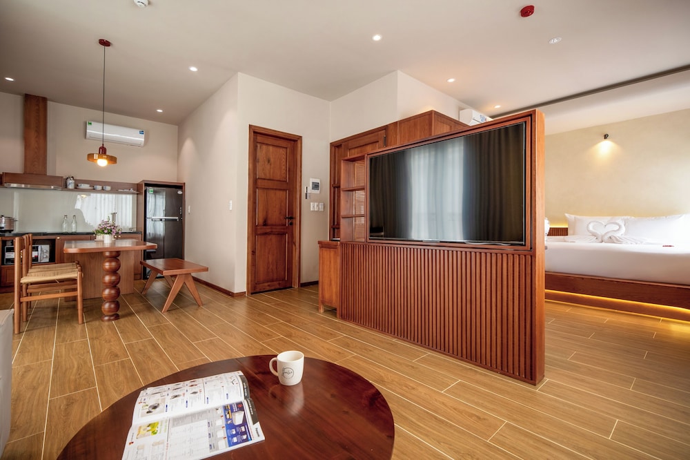 JULIE's HOUSE - LUXURY APARTMENT - HUE