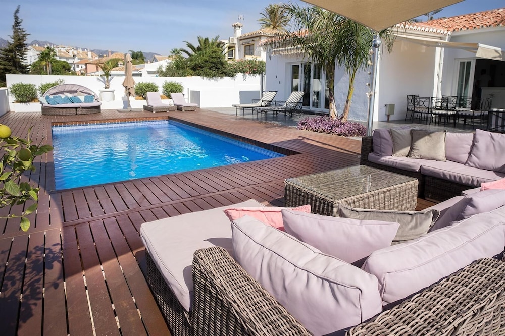 Marbella Vacations - Great Beach Side Villa - Semi Heated Pool - Property Image 12