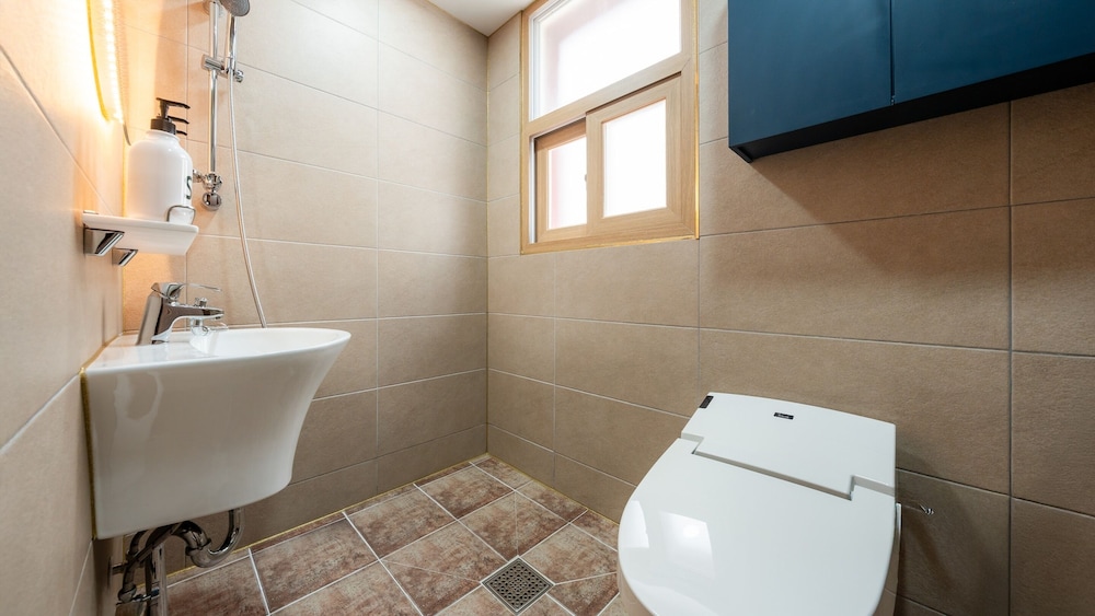 Jigeum Yeosu Ocean View Pension