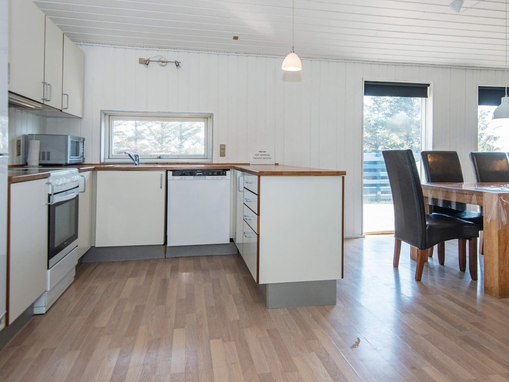 12 Person Holiday Home in Ringkobing view 4