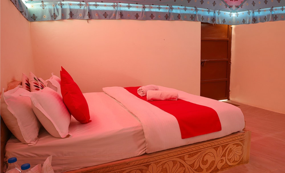 Shiv Tara Desert Camp