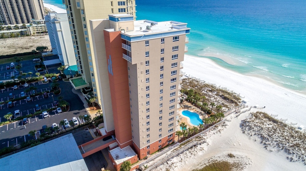 Destin Towers 113 2 Bedroom Condo
