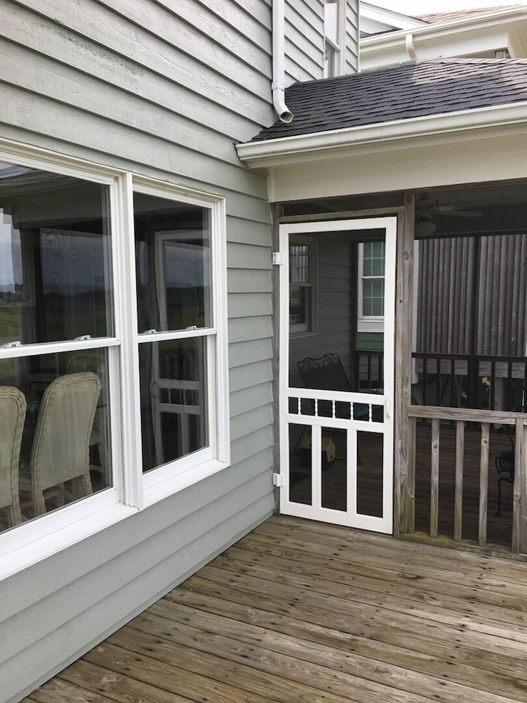 Tailslide Inn 4 Bedroom Home by RedAwning - Property Image 5