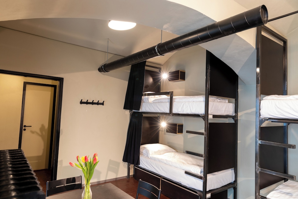 Sir Toby's Midtown - Hostel