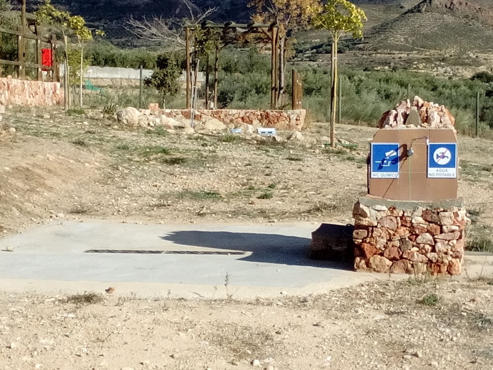 Camping Almocita