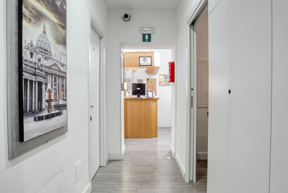 Rhome GuestHouse