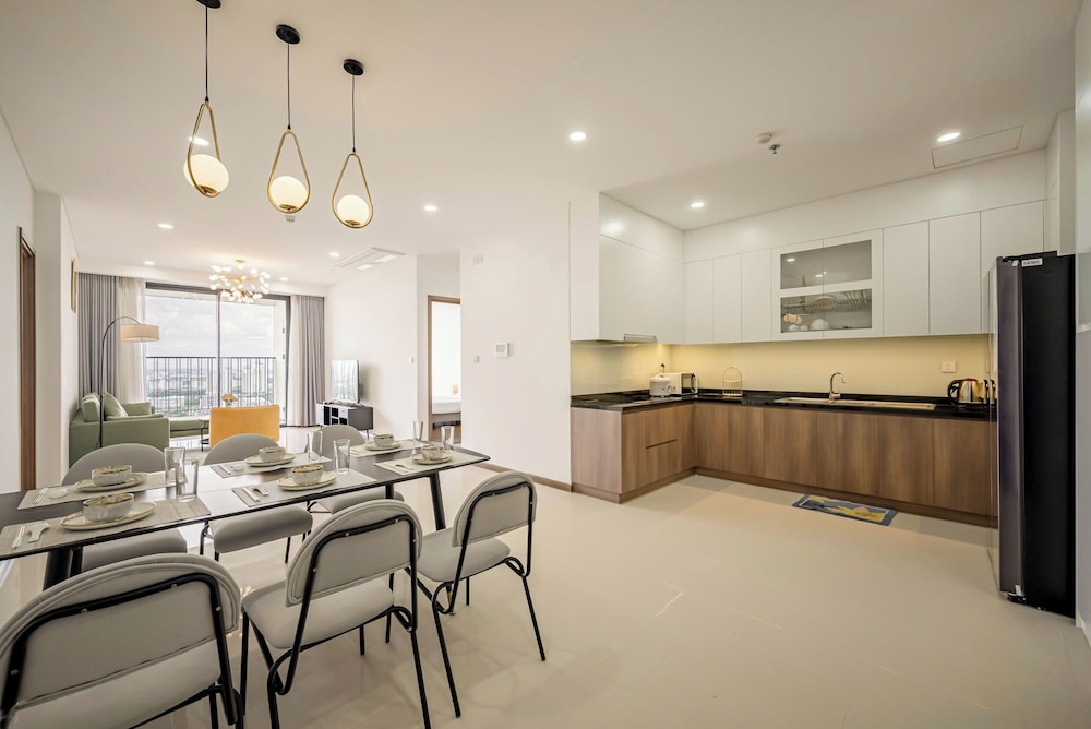 OPAL SAIGON PEARL Premier Residence