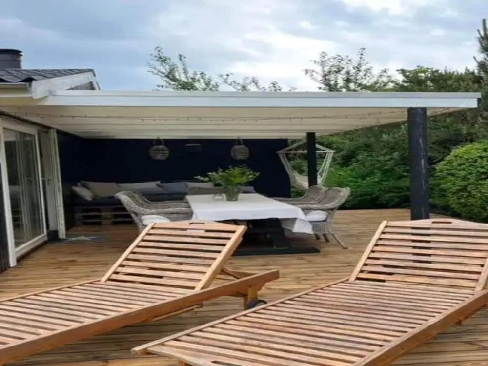 5 Star Holiday Home in Dronningmolle