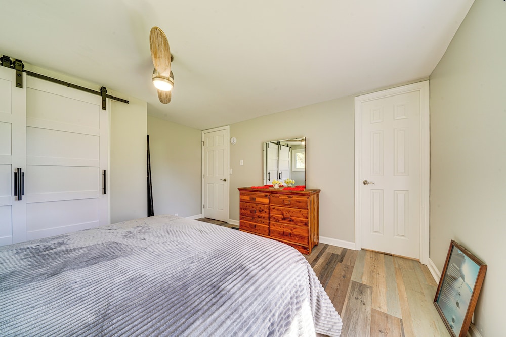 3 Mi to Caesars Casino: Indiana Retreat w/ Patio!
