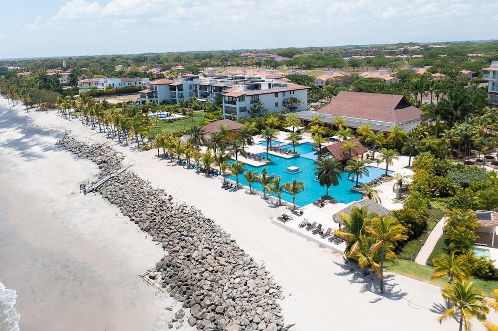 The Luscious Condo by Acomodo Buenaventura