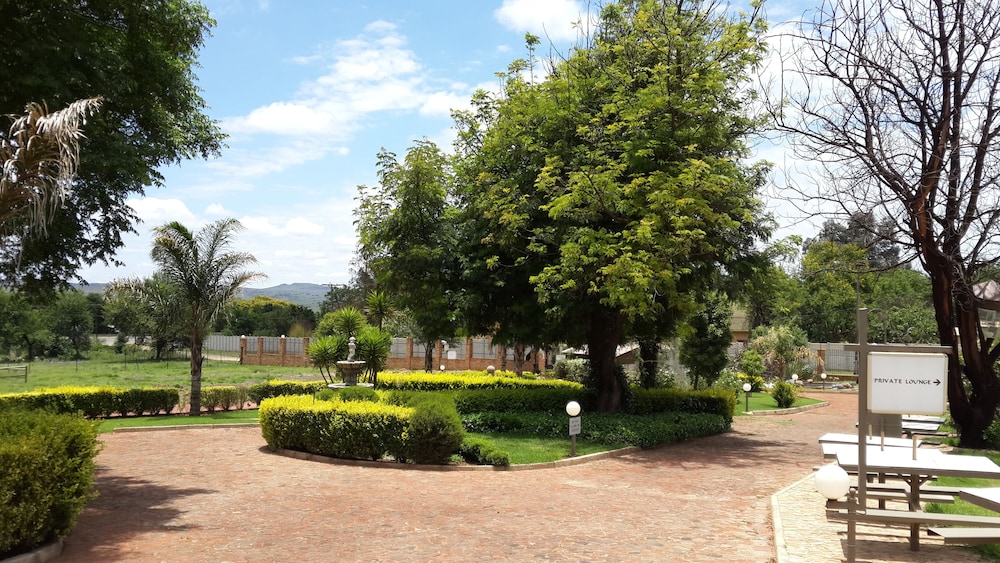 Crystal Rose Lodge
