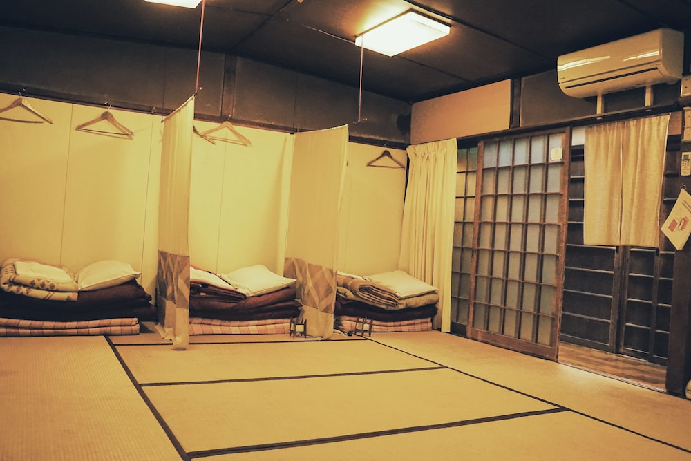 Gojo Guest House - Hostel
