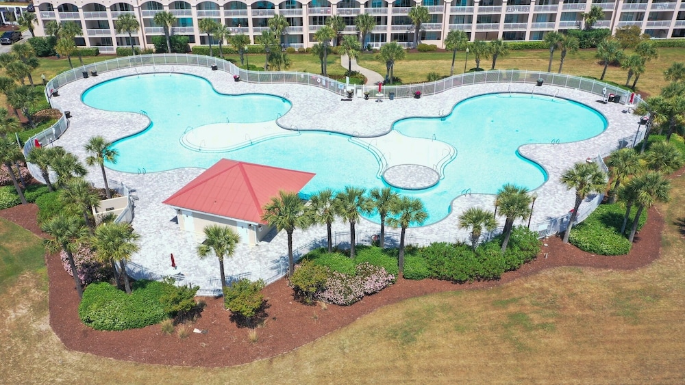 Yacht Club Villas #1-201 3 Bedroom Condo by RedAwning view 3