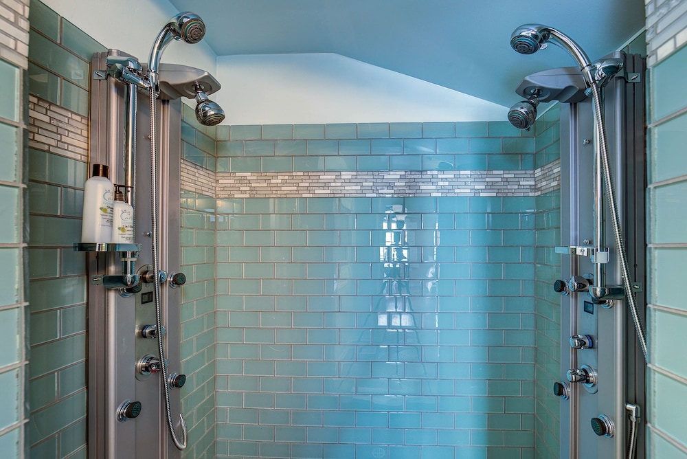 Ashland Vacations - Carlisle Garden Suites - Property Image 21