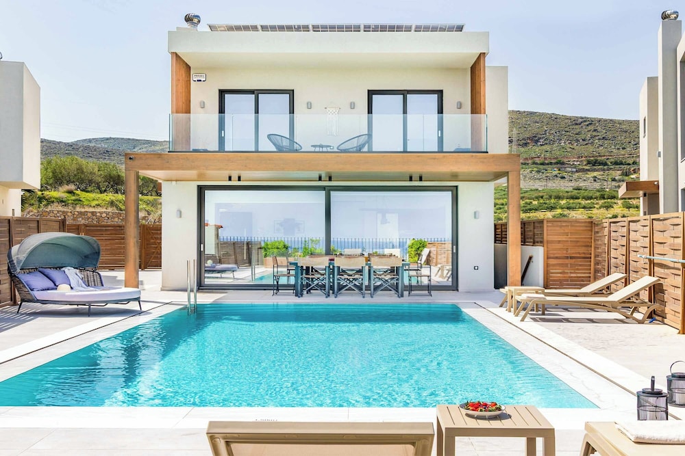 Kamelia Villa 2