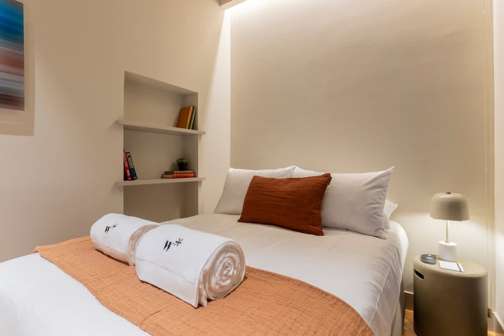 w Amazing Loft at Palacio Real