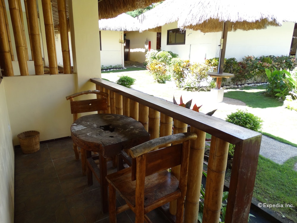 Chiisai Natsu Resort Panglao view 2
