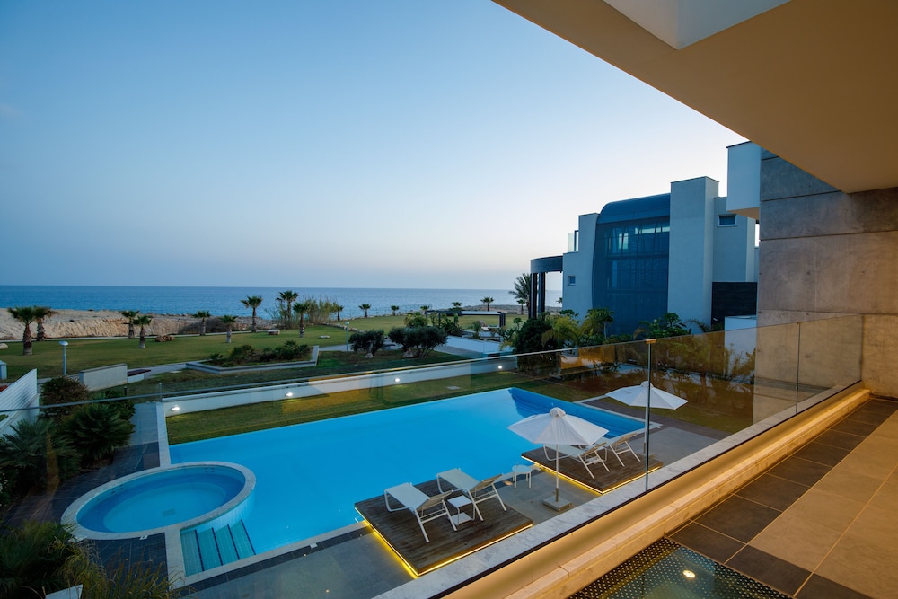 Tranquility Beachfront Villa