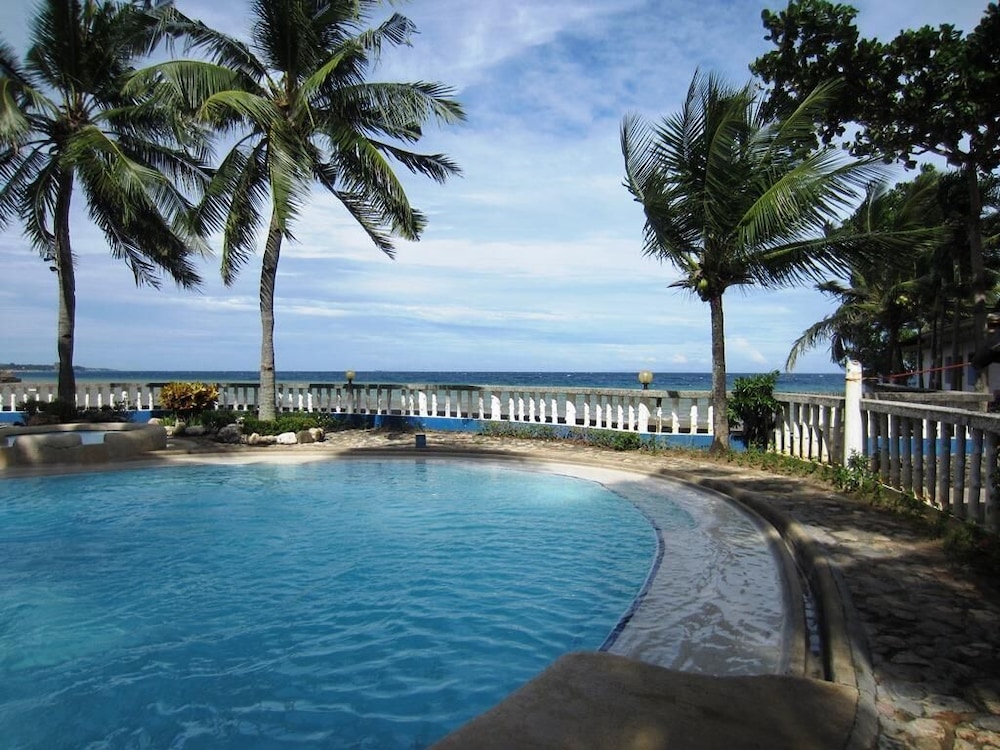 Estaca Bay Gardens Conference Resort powered by Cocotel