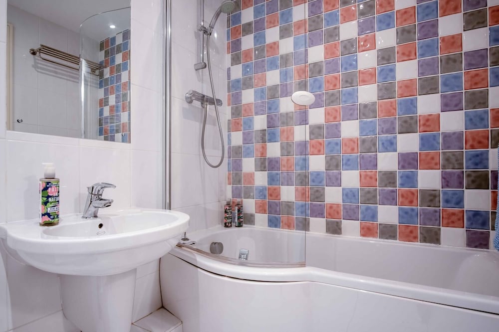 29 Rhodewood House - 2 Bedroom - Saundersfoot