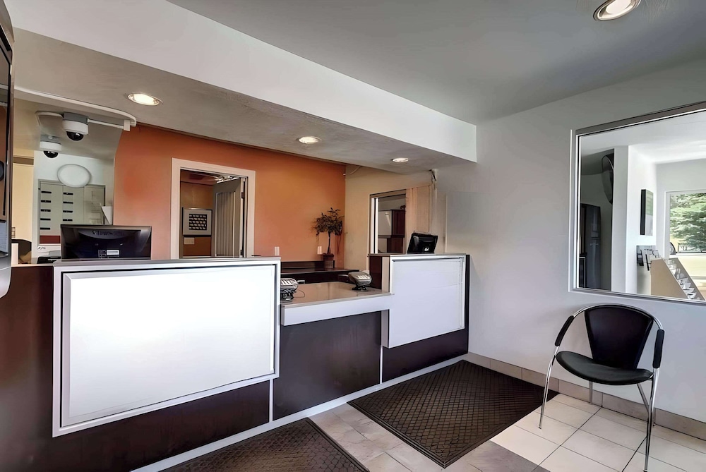 Econo Lodge Midvale