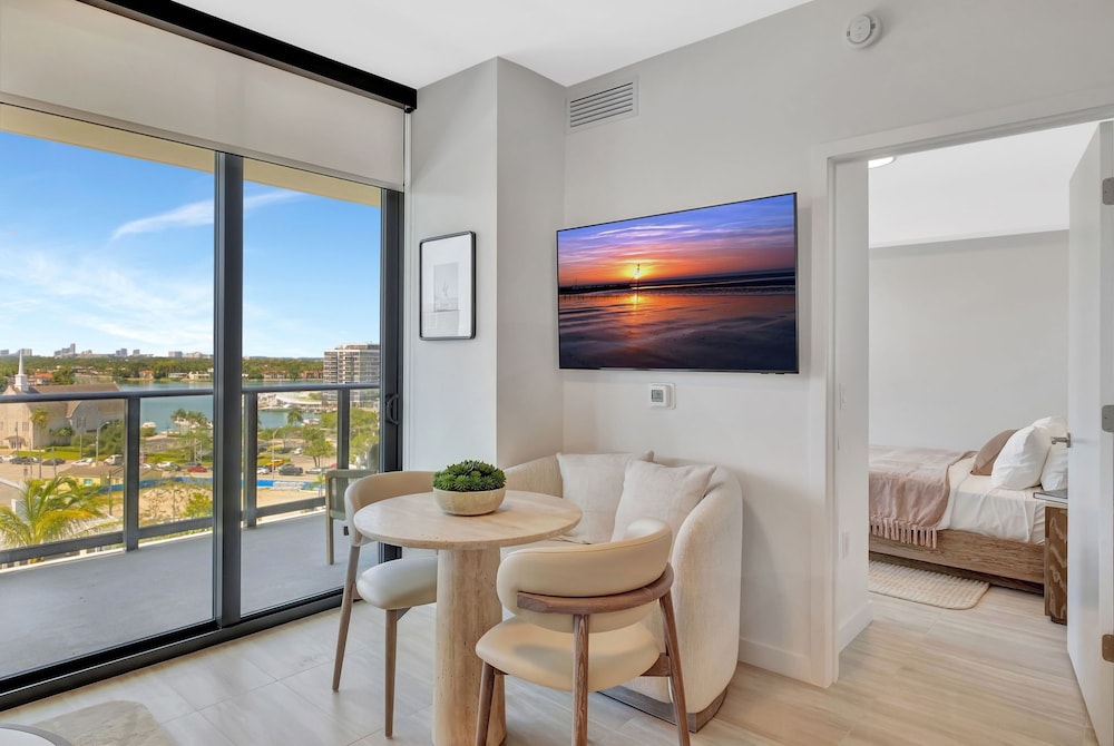 Luxury Condos Near Miami Beach