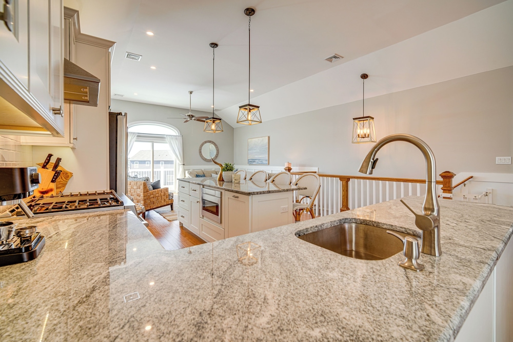 Close to Brigantine Beach: Home w/ 2 Decks
