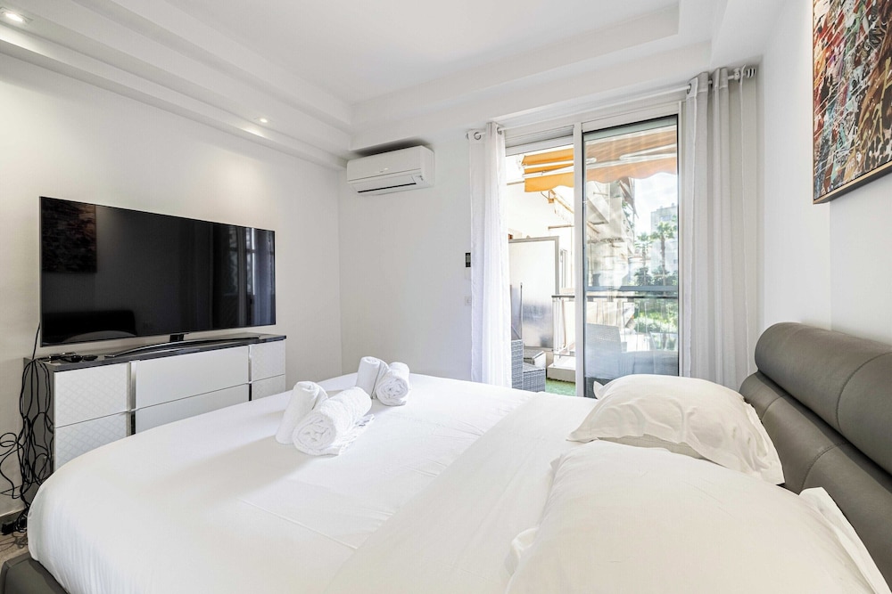 Modern apt With Balcony - Cannes/croisette