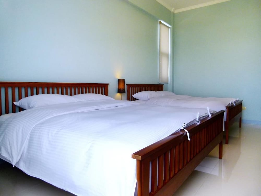Down-Home Hotel view 4