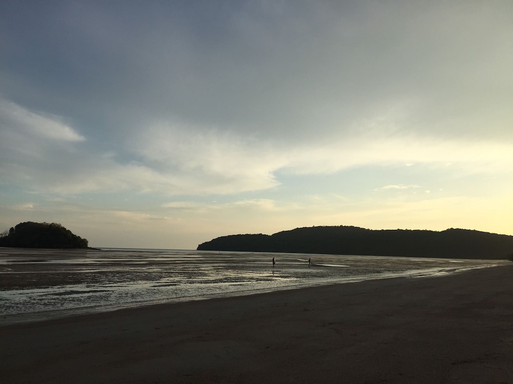 PAN Beachfront Resort Krabi