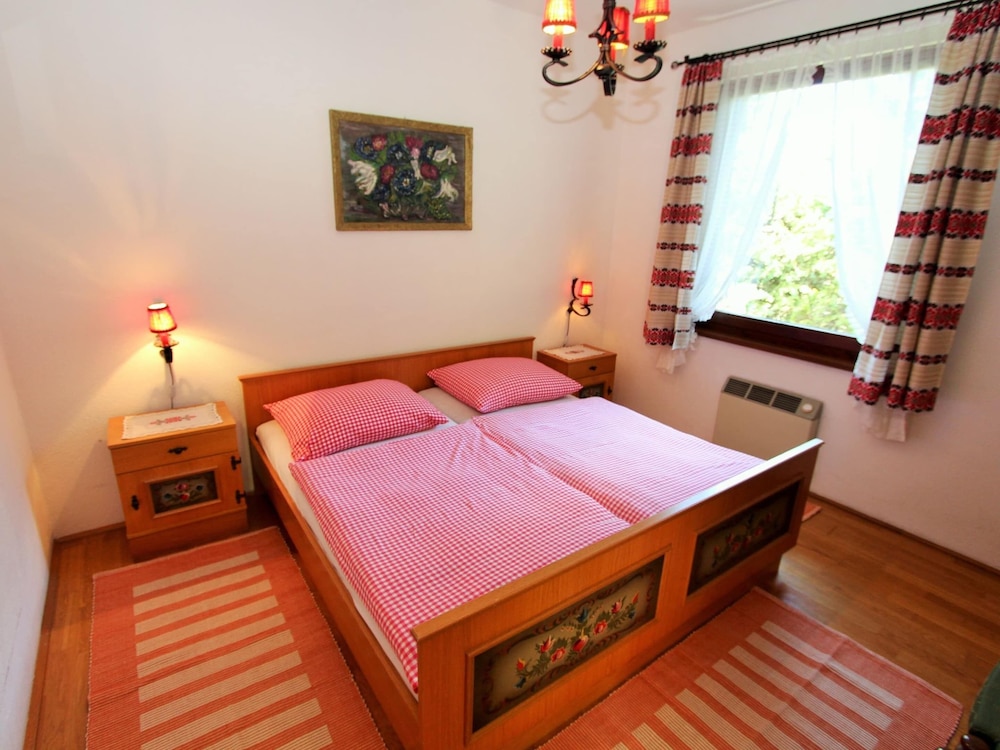 Secluded Apartment in Ferlach near Bodental Ski Lift view 3