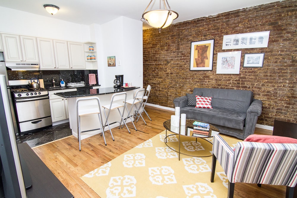 Superior Gramercy Apartments