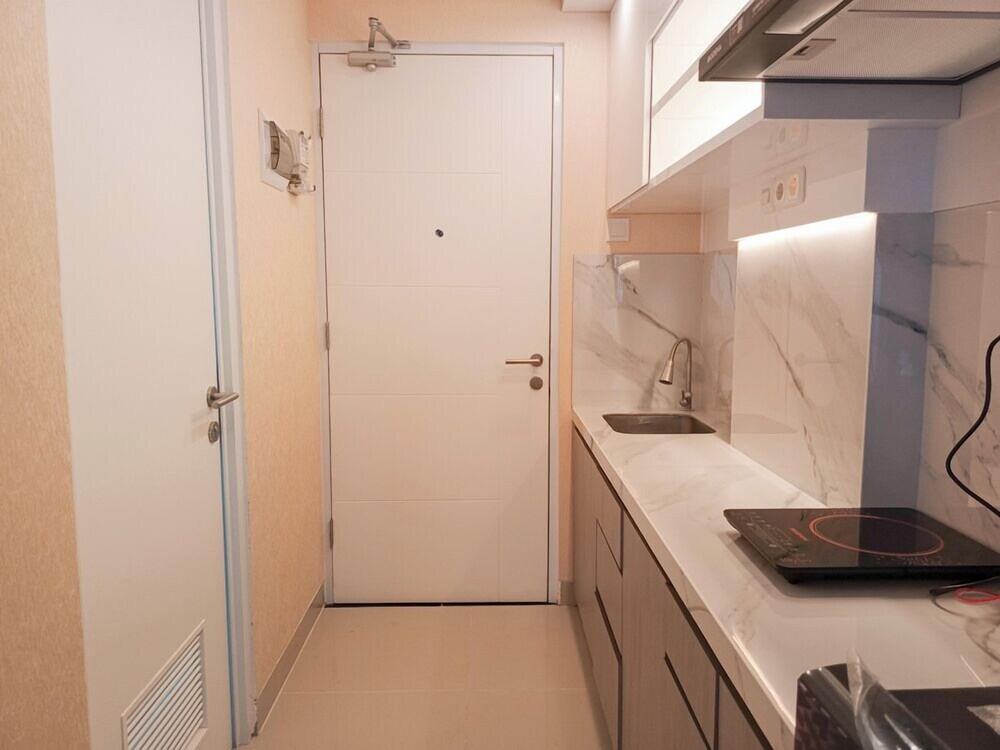 Spacious Studio At Tamansari Skylounge Makassar Apartment