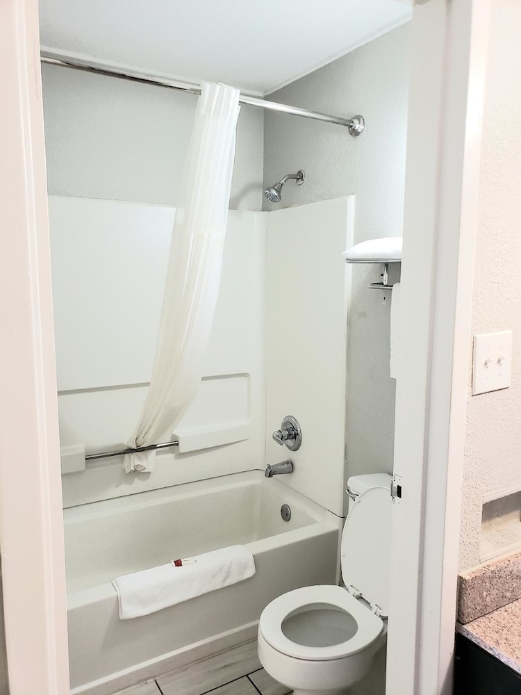 Econo Lodge Mineral Wells