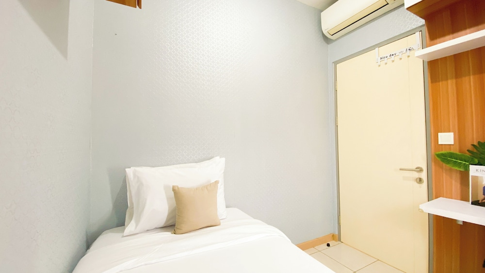 Scenic 2Br Apartment At M-Town Residence