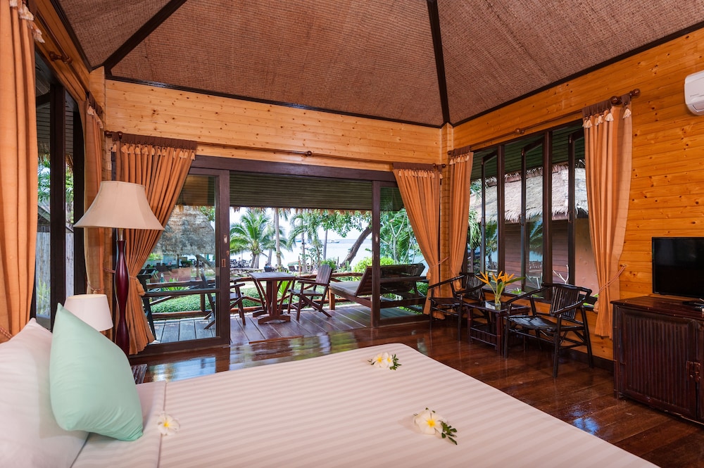 Palm Leaf Resort