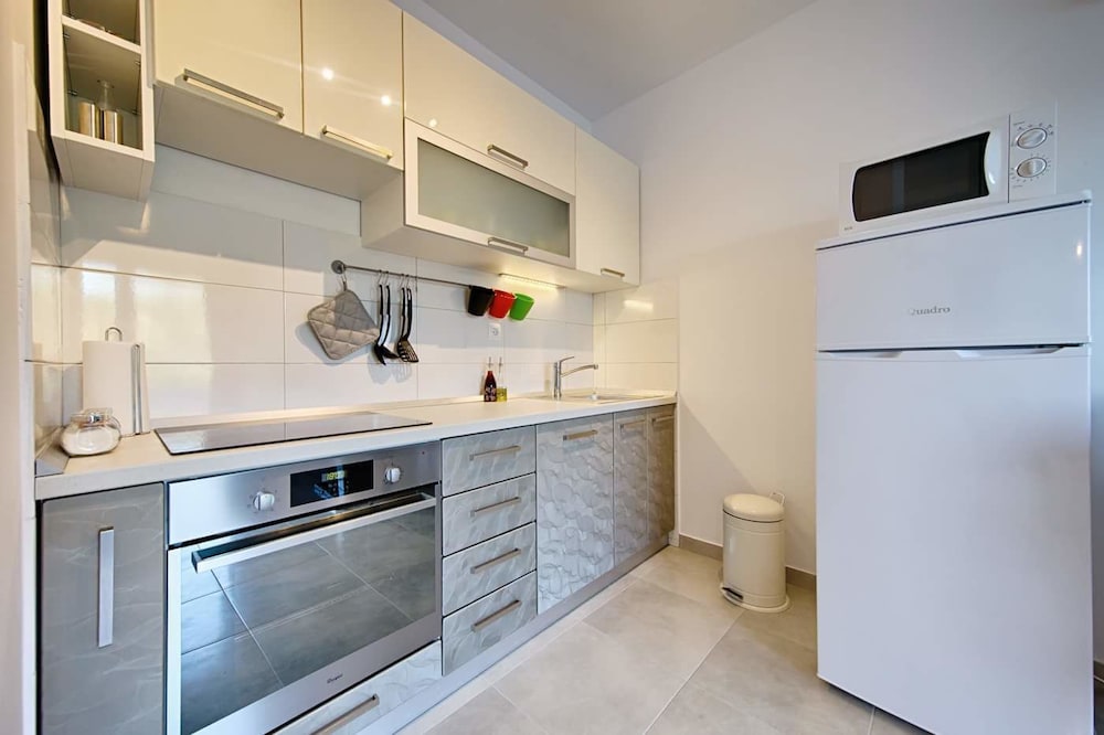 Apartments Ladesta