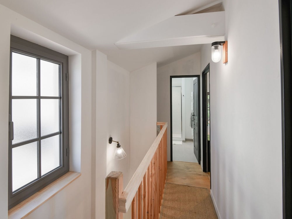Villa in Lanton Near the Beach With Harbour View view 2