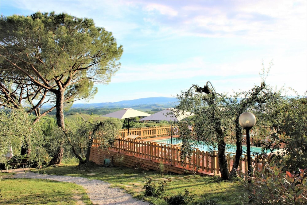 Villa Bagnano Apartment Ponente