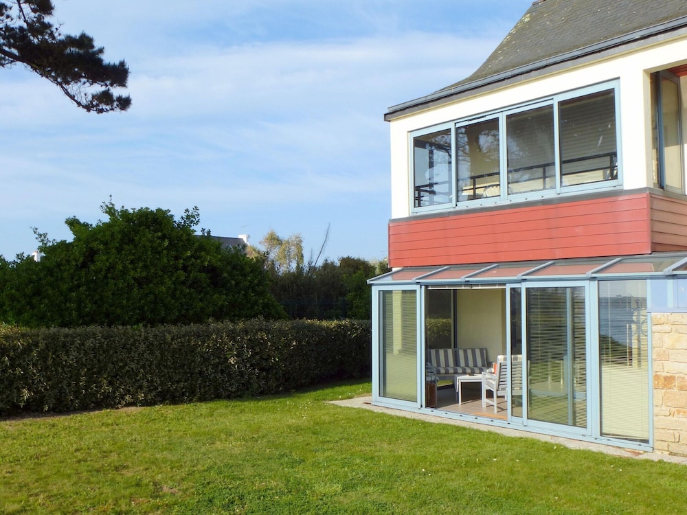Apartment in Roscoff for Two Person view 2