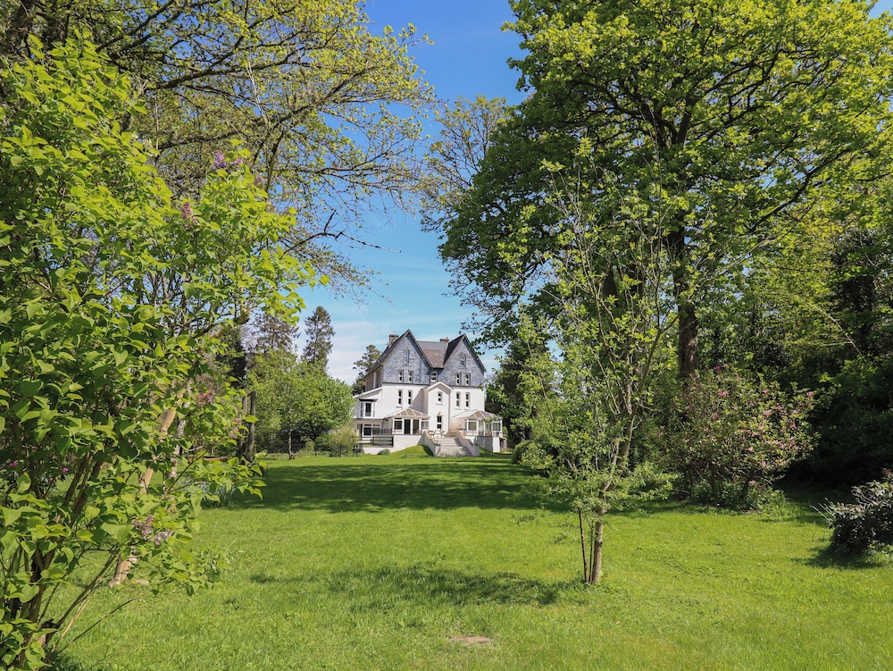 Serenity House, The Retreat