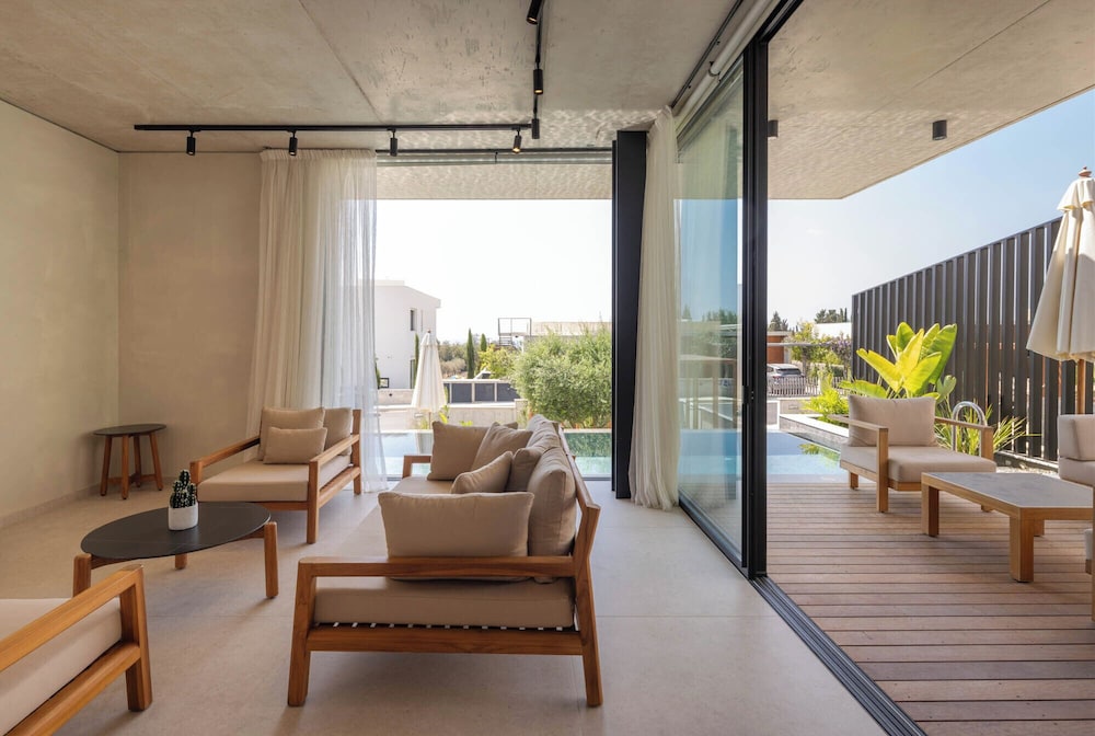 Greenvale Park Villas by Coastalbliss